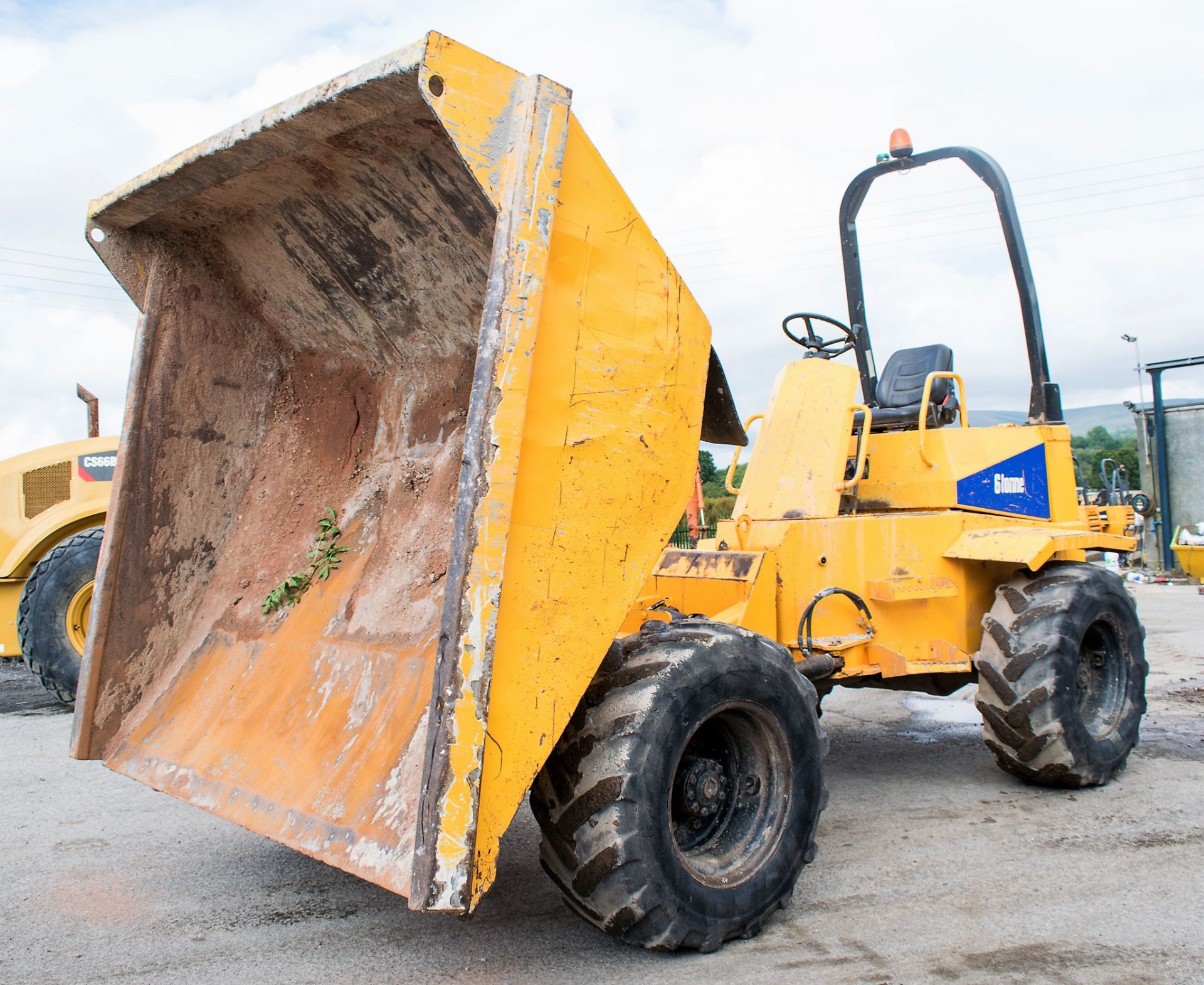 Thwaites 6 tonne straight skip dumper Year: 2005 S/N: 7A7418 Recorded Hours: 4287 1898 - Image 7 of 13