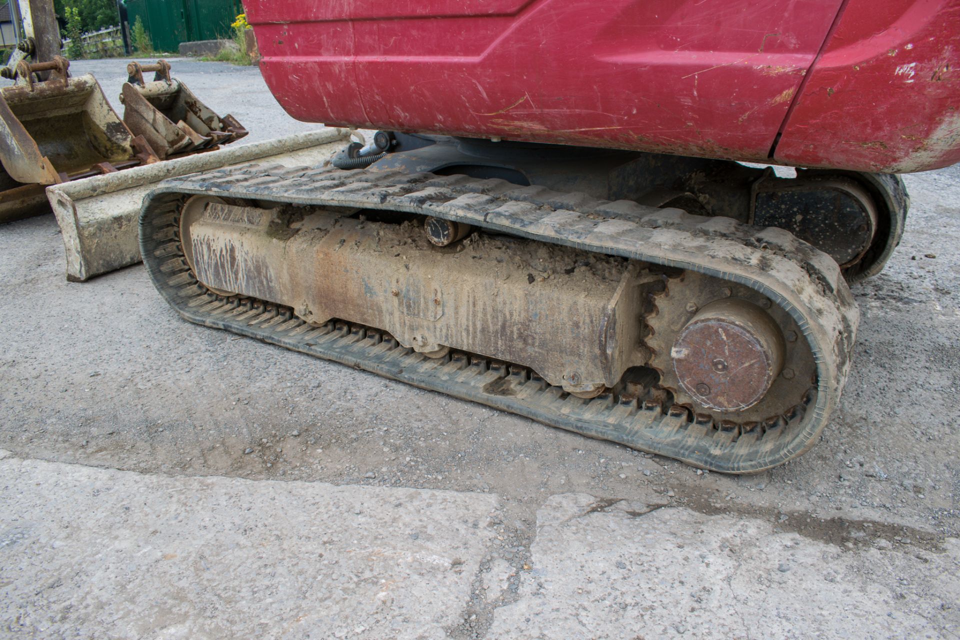 Takeuchi TB228 2.8 tonne rubber tracked mini excavator Year: 2012 S/N: 2801768 Recorded Hours: Not - Image 7 of 13