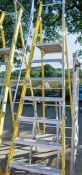 8 tread fibre glass framed step ladder A774099