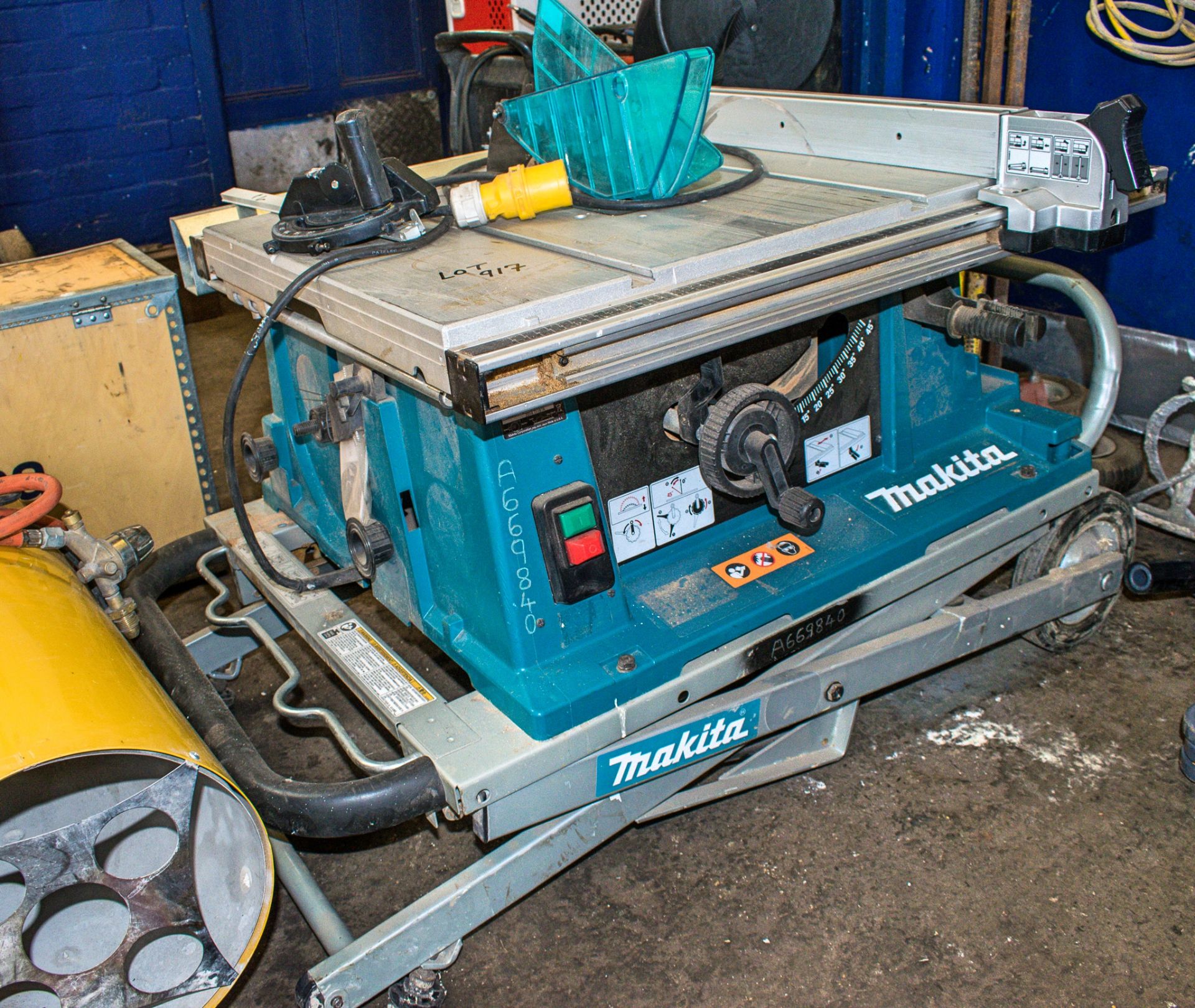 Makita 110v table saw A669840