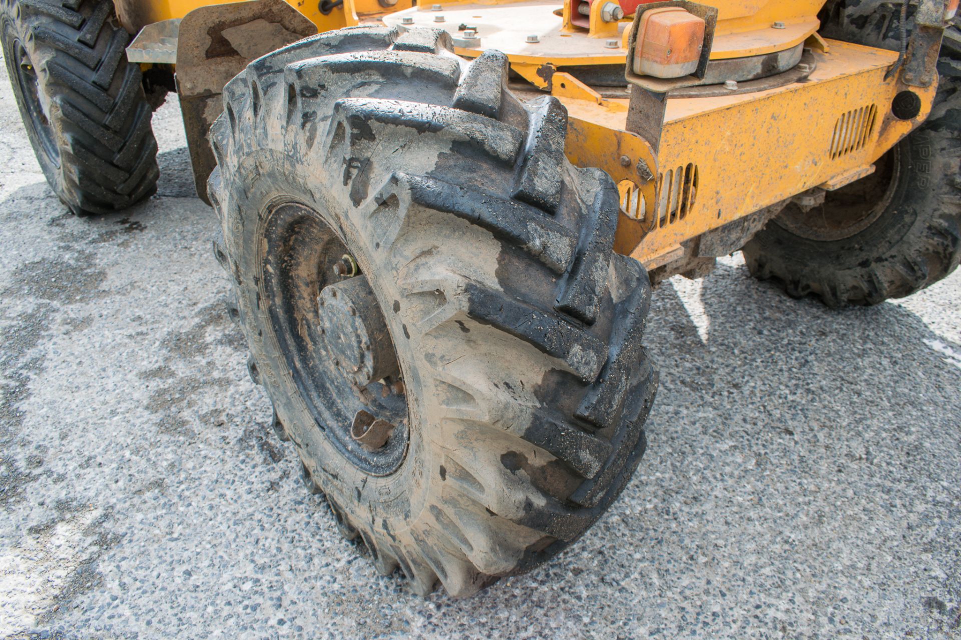 Thwaites 3 tonne swivel skip dumper Year: 2013 S/N: 30905448 Recorded Hours: 1031 A602321 - Image 9 of 14