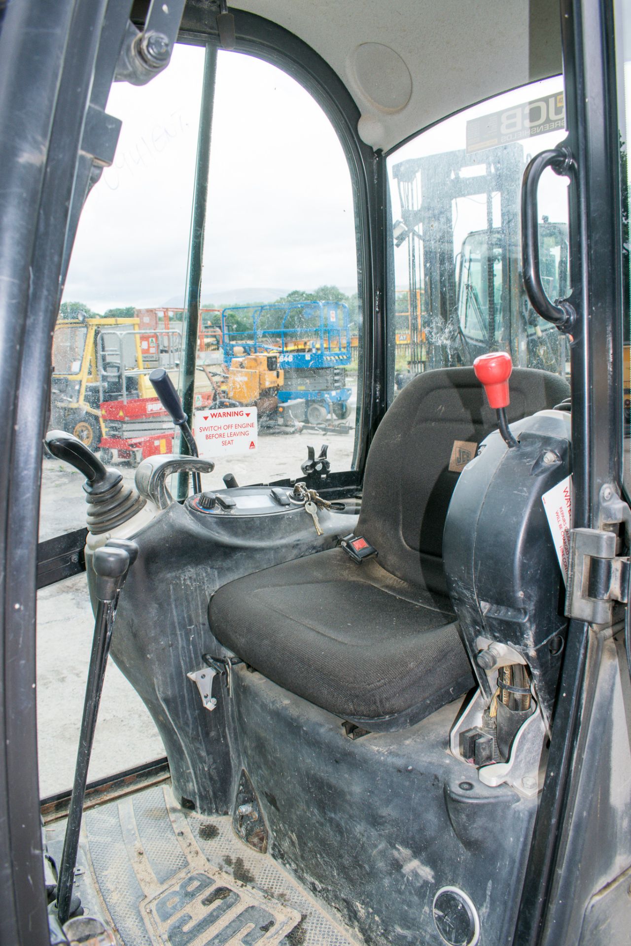 JCB 8016 CTS 1.5 tonne rubber tracked mini excavator Year: 2013 S/N: 2071490 Recorded Hours: Not - Image 12 of 12