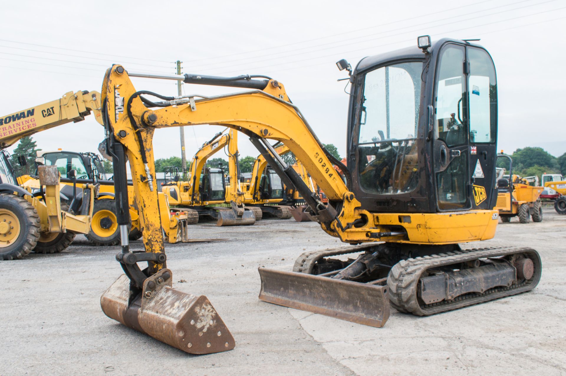 JCB 8025 CTS 2.5 tonne rubber tracked mini excavator Year: 2013 S/N: 2226144 Recorded Hours: 2961