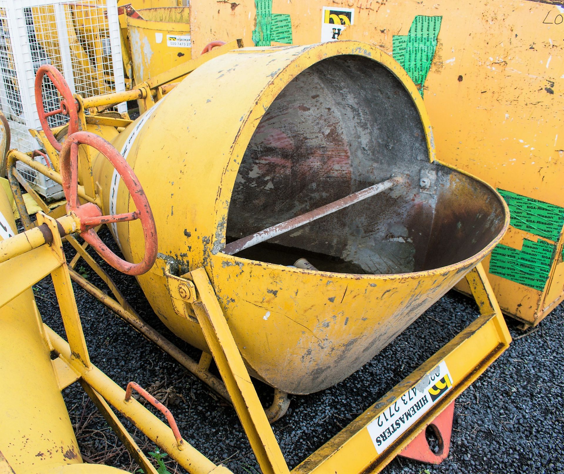 500 litre concrete chute/skip