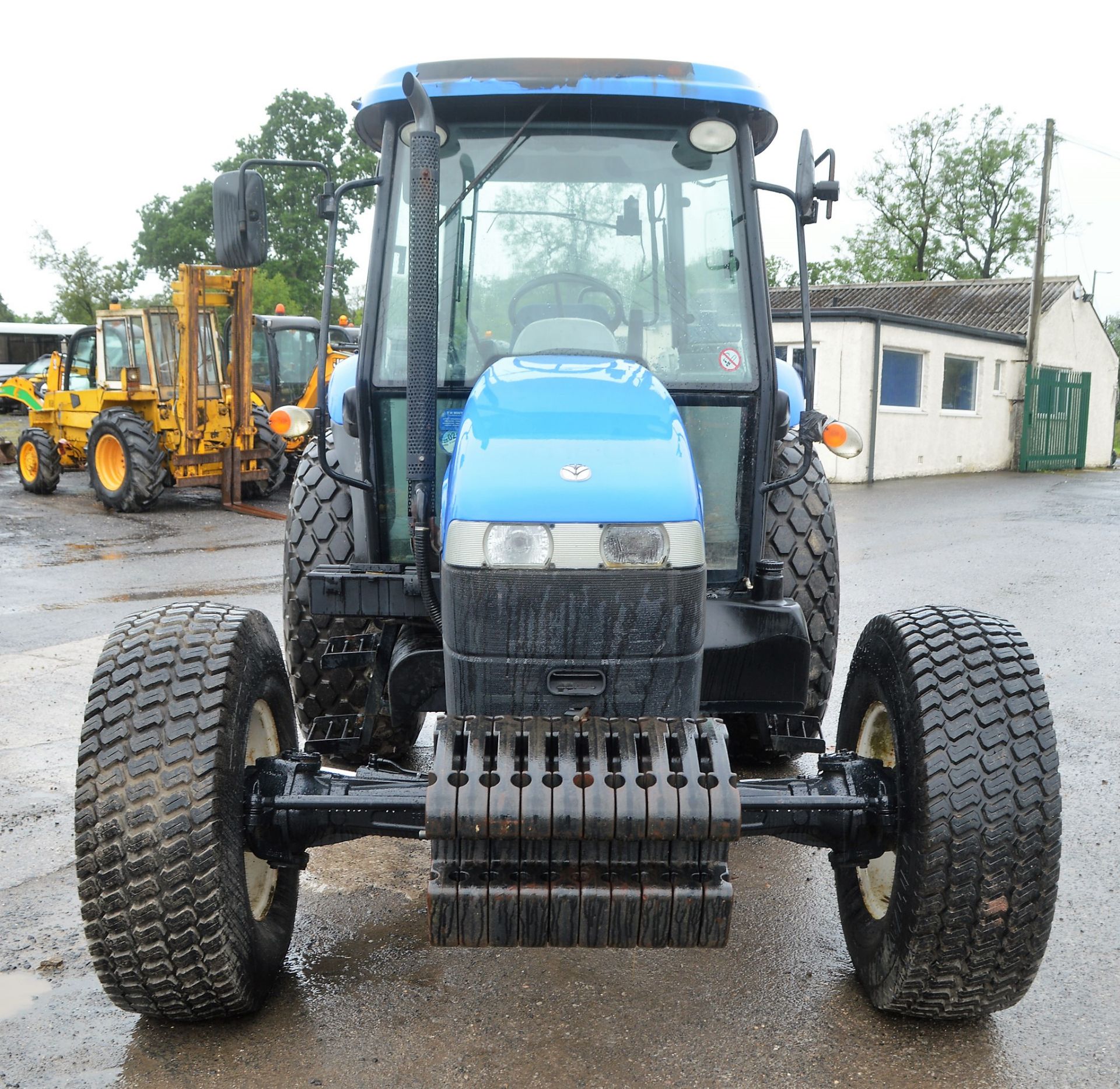 New Holland TD5050 4 wheel drive tractor  Year: WX09FSY Rec Hours: 1539 c/w V5C registration - Image 5 of 9