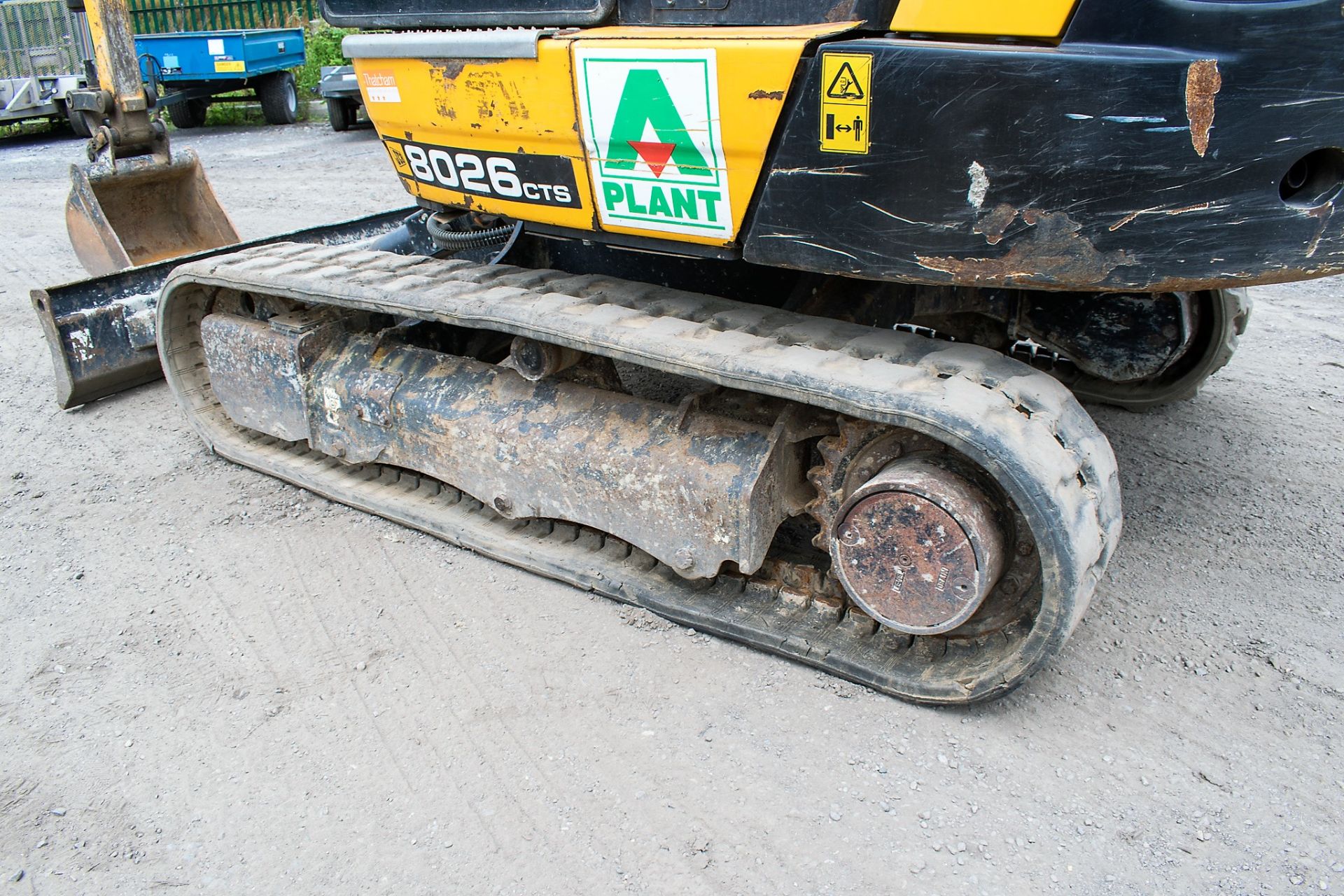 JCB 8026 2.6 tonne rubber tracked mini excavator  Year: 2013 S/N: 1779683 Recorded Hours: 1356 - Image 7 of 12