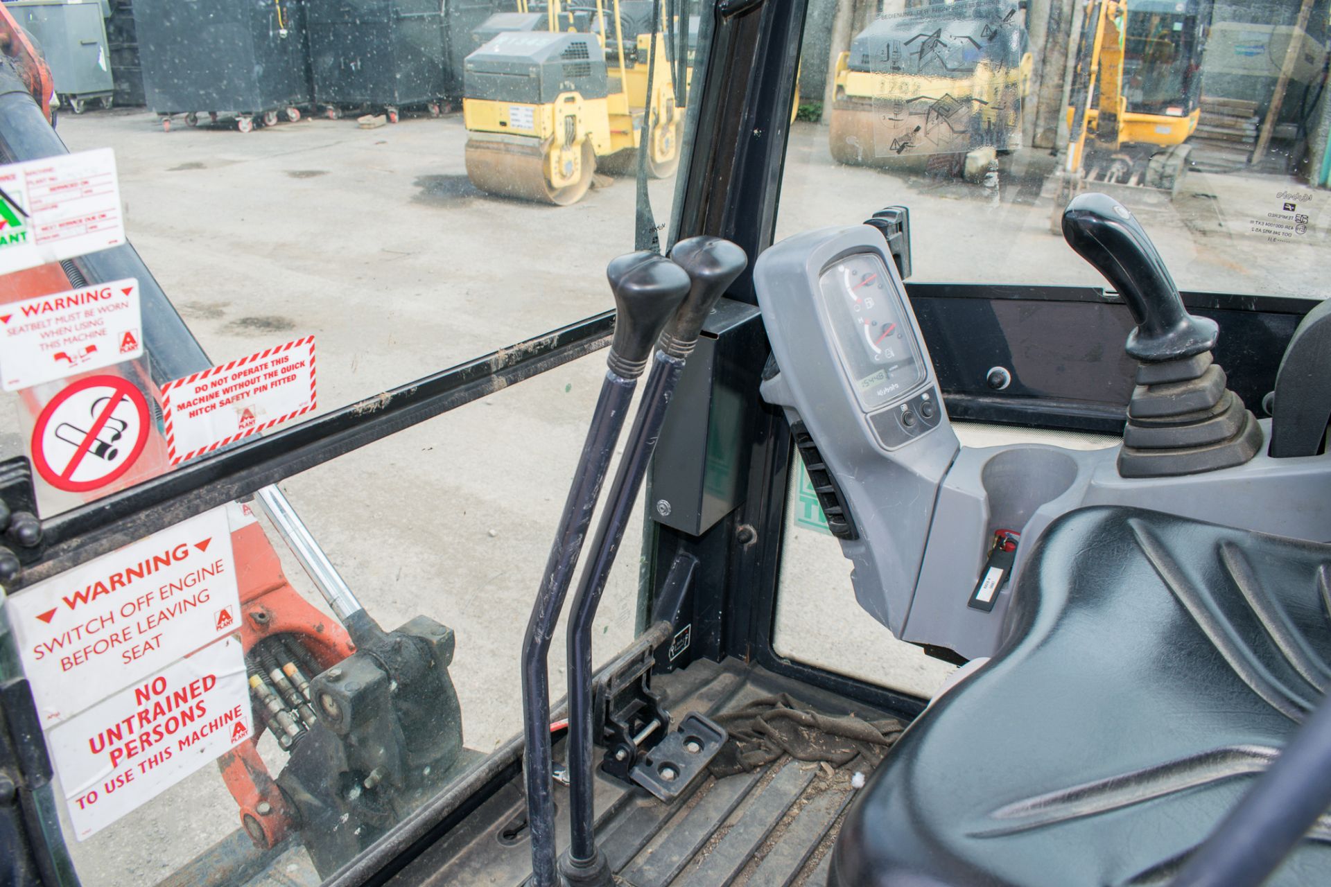 Kubota KX016-4 1.5 tonne rubber tracked mini excavator Year: S/N: 56667 Recorded Hours: 1544 - Image 13 of 13