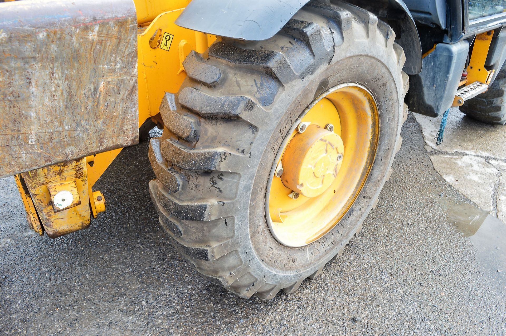 JCB 532-120 12 metre telescopic handler Year: 2001 S/N: 782662 Recorded Hours: 1510 VC - Image 8 of 13