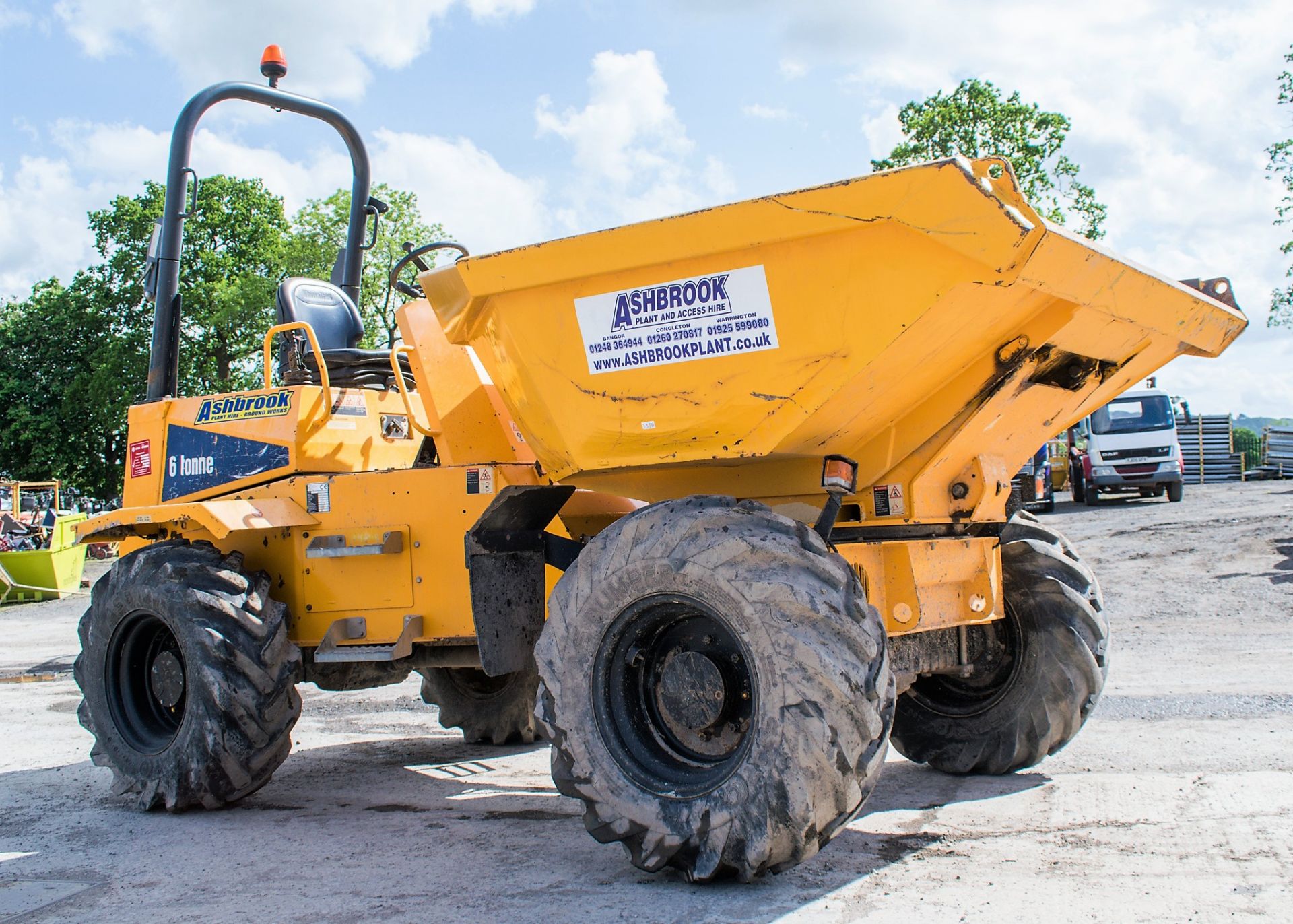 Thwaites 6 tonne swivel skip dumper Year: 2013 S/N: C5599 Recorded Hours: 1645 D40 - Image 2 of 14