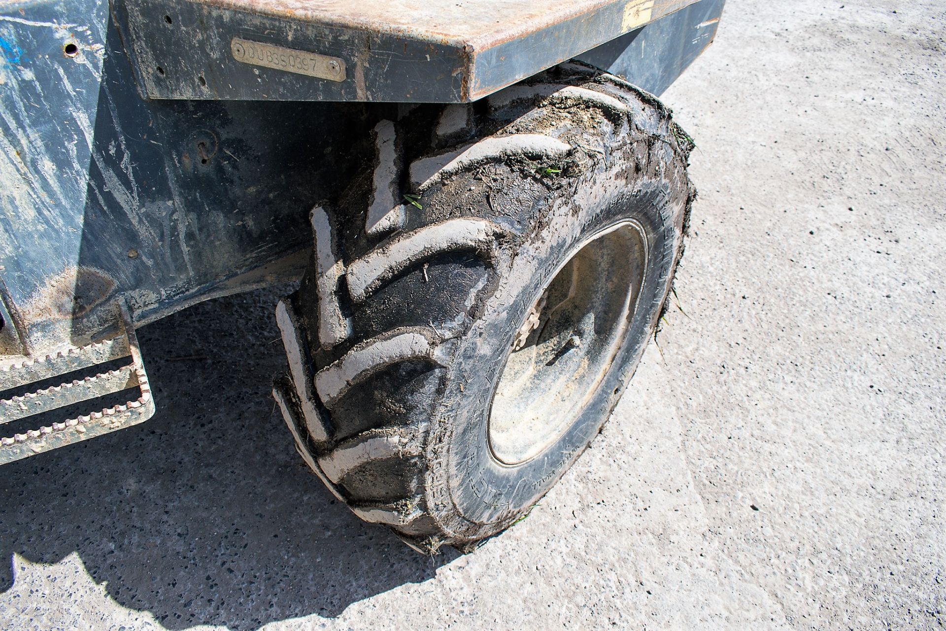 Benford Terex 3 tonne swivel skip dumper Year: 2007 S/N: E704FS153 Recorded Hours: 3931 D1376 - Image 8 of 15