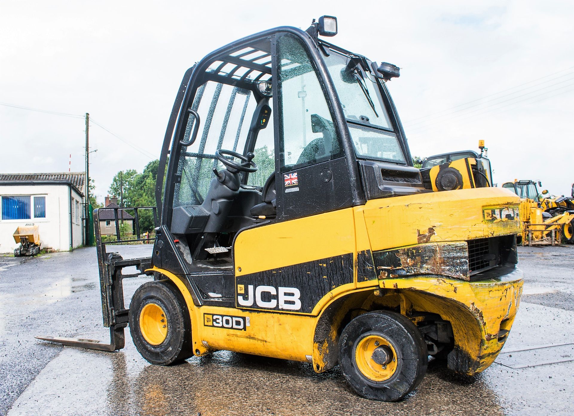 JCB TLT 30D Teletruk Year: 2013 S/N: 1541882 Recorded Hours: 5051 - Image 3 of 10