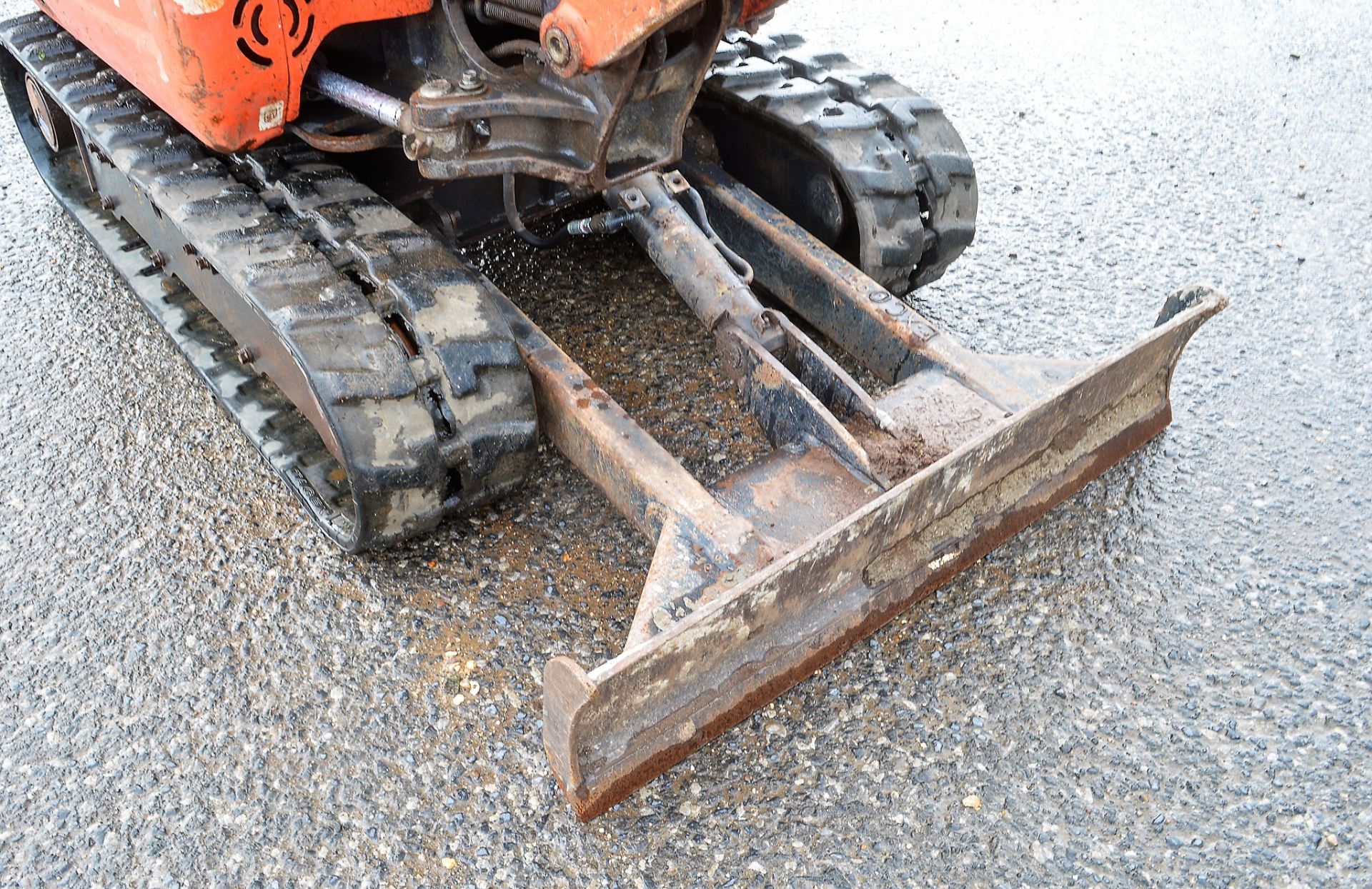 Kubota KX015-4 1.5 tonne rubber tracked mini excavator Year: 2011 S/N: 55643 Recorded Hours: 2433 - Image 10 of 13