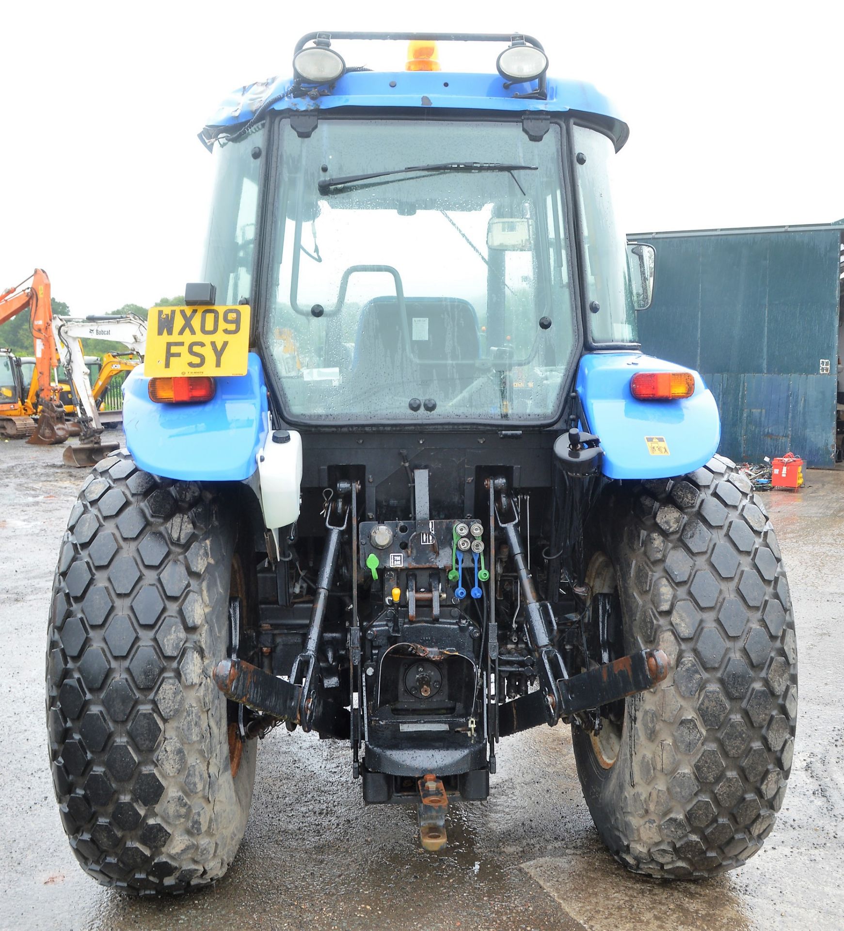 New Holland TD5050 4 wheel drive tractor  Year: WX09FSY Rec Hours: 1539 c/w V5C registration - Image 6 of 9