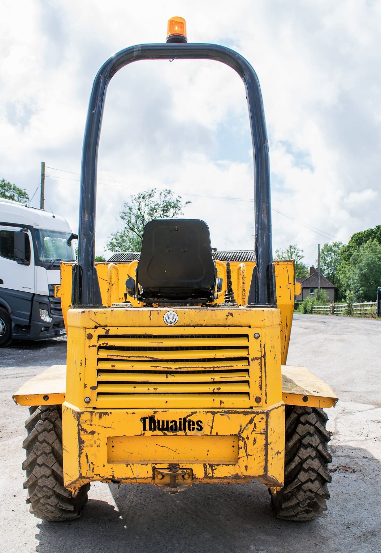 Thwaites 4 tonne straight skip dumper Year: 2004 S/N: 5620 Recorded Hours: 2608 716 - Image 6 of 14