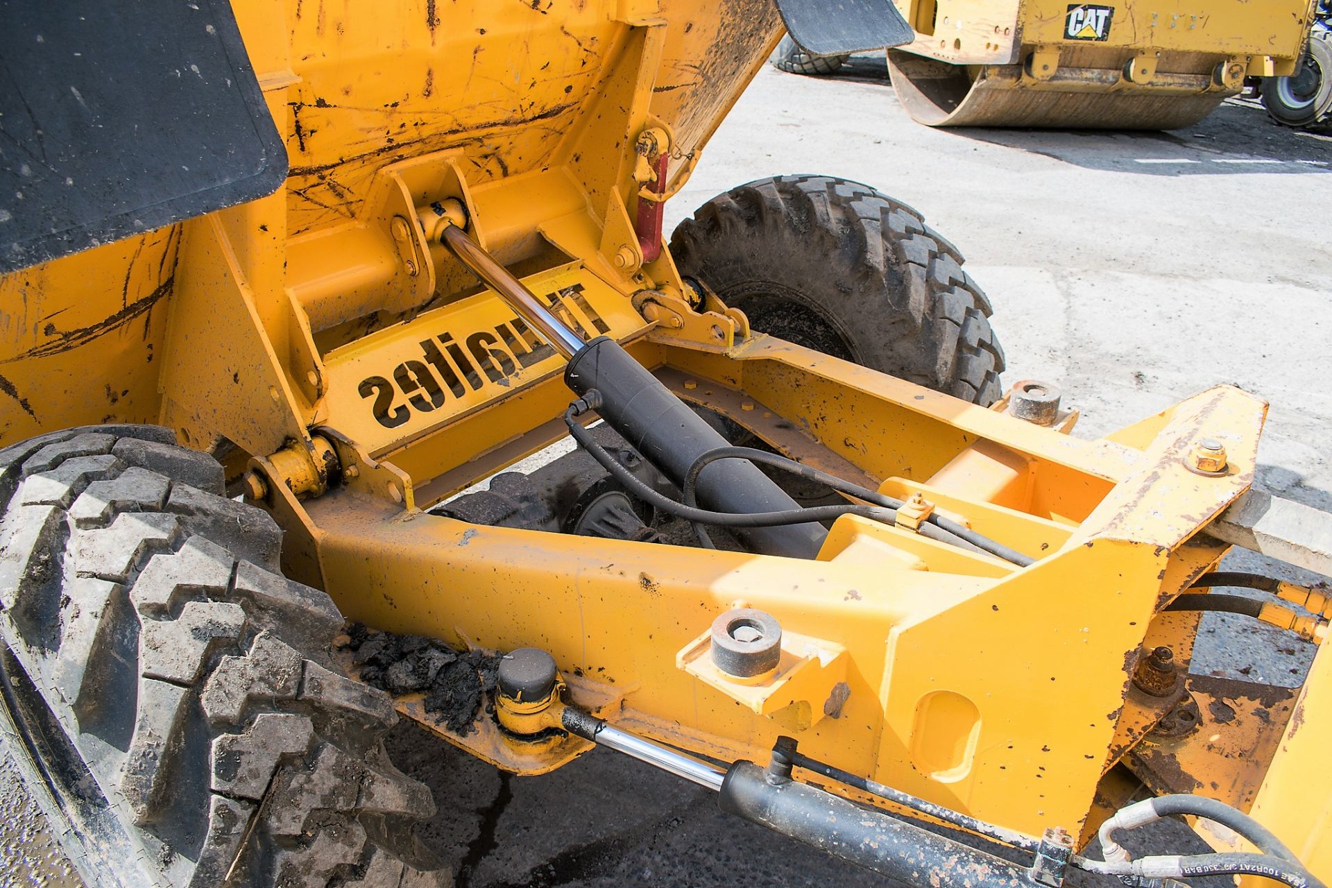 Thwaites 4 tonne straight skip dumper Year: 2004 S/N: 5620 Recorded Hours: 2608 716 - Image 8 of 14