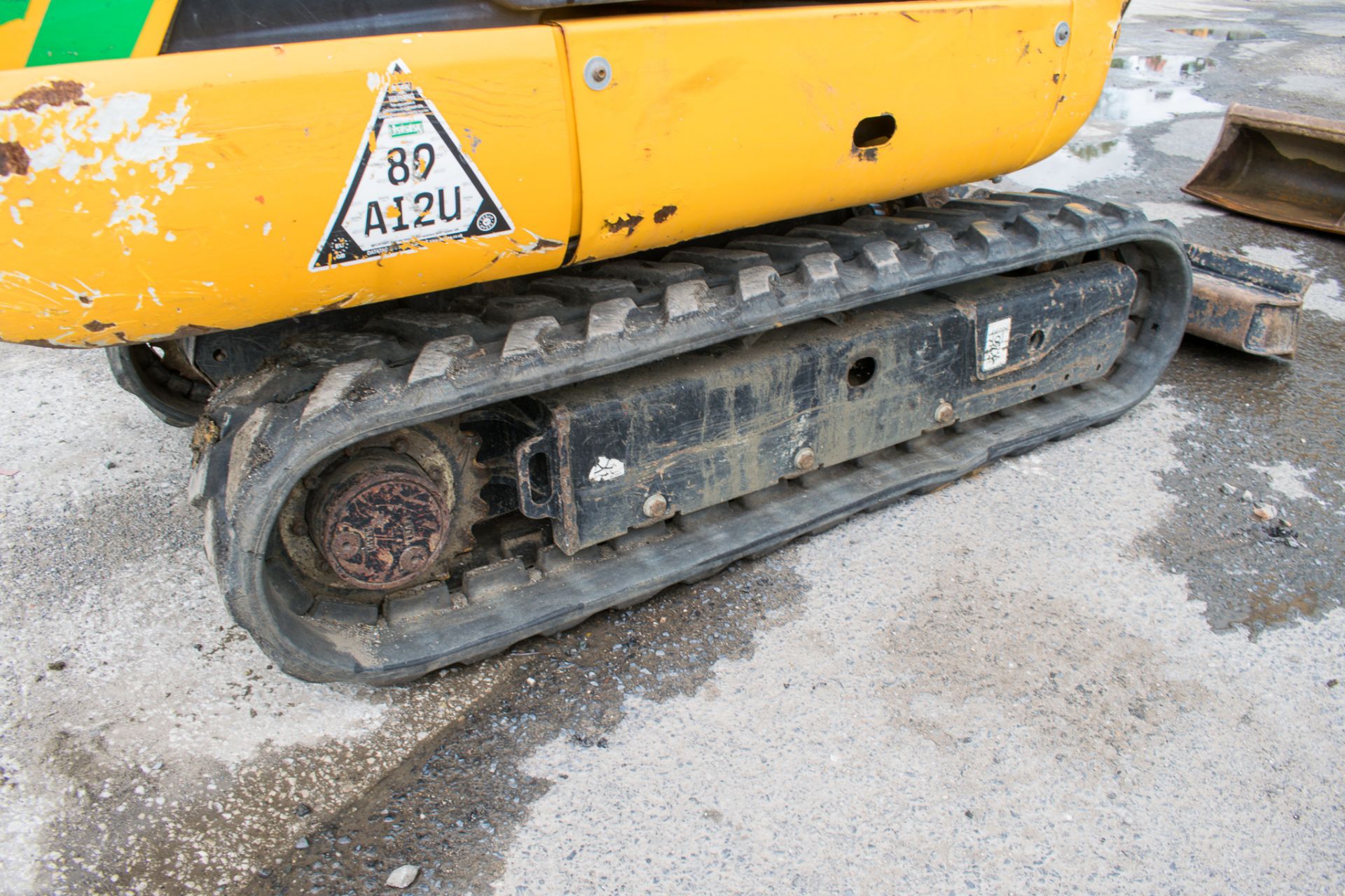 JCB 8016 CTS 1.5 tonne rubber tracked mini excavator Year: 2013 S/N: 2071490 Recorded Hours: Not - Image 8 of 12