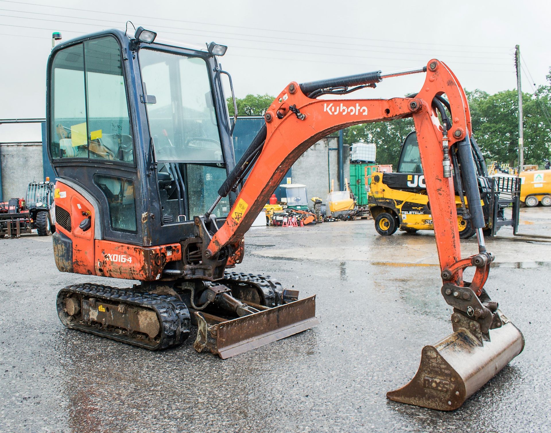Kubota KX16-4 1.5 tonne rubber tracked excavator Year: 2013 S/N: 57032 Recorded Hours: 2245 blade, - Image 2 of 13