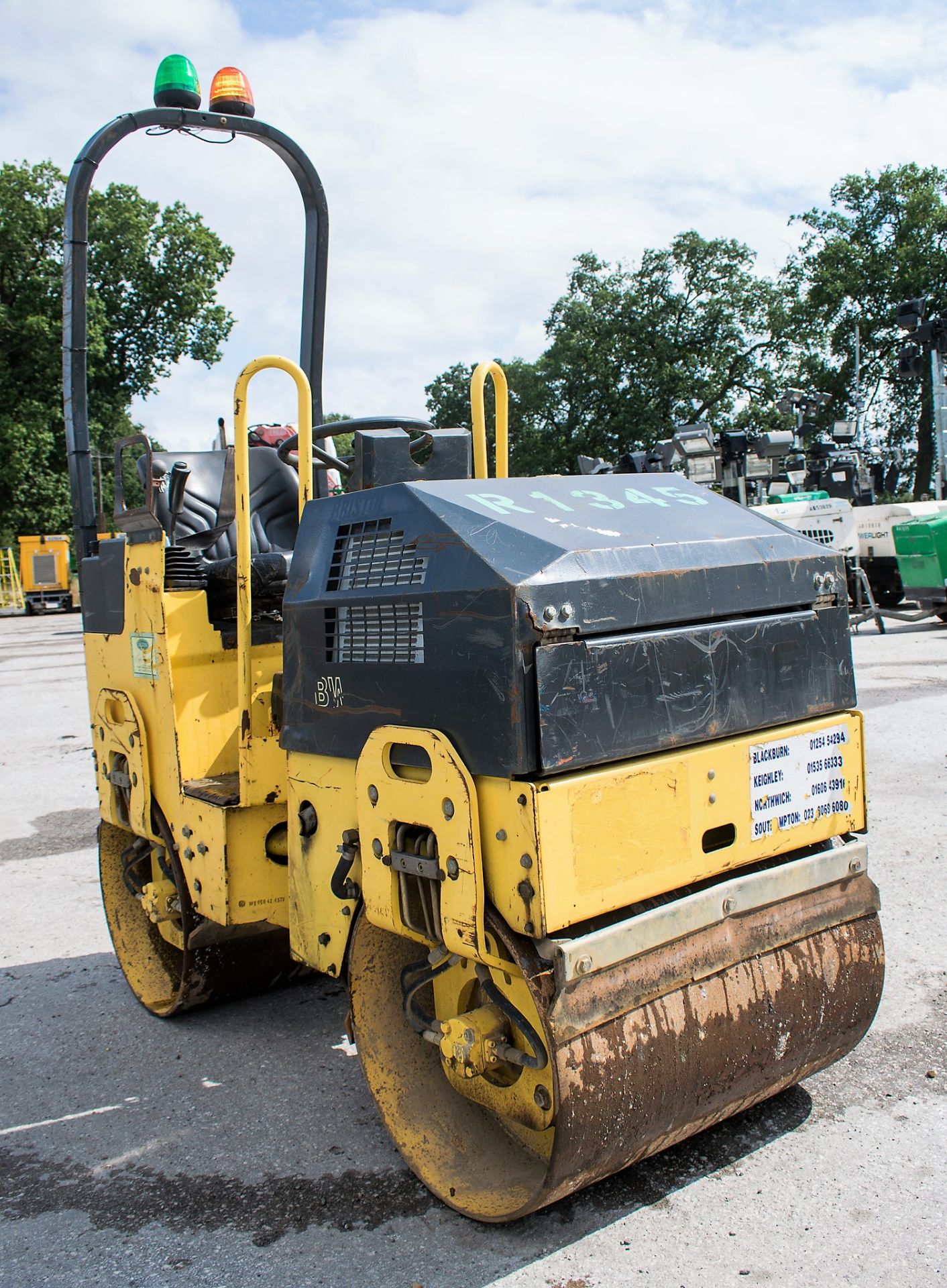 Bomag BW80 ADH-2 double drum ride on roller S/N: 424979 Recorded Hours: 1213 1345 - Image 2 of 10