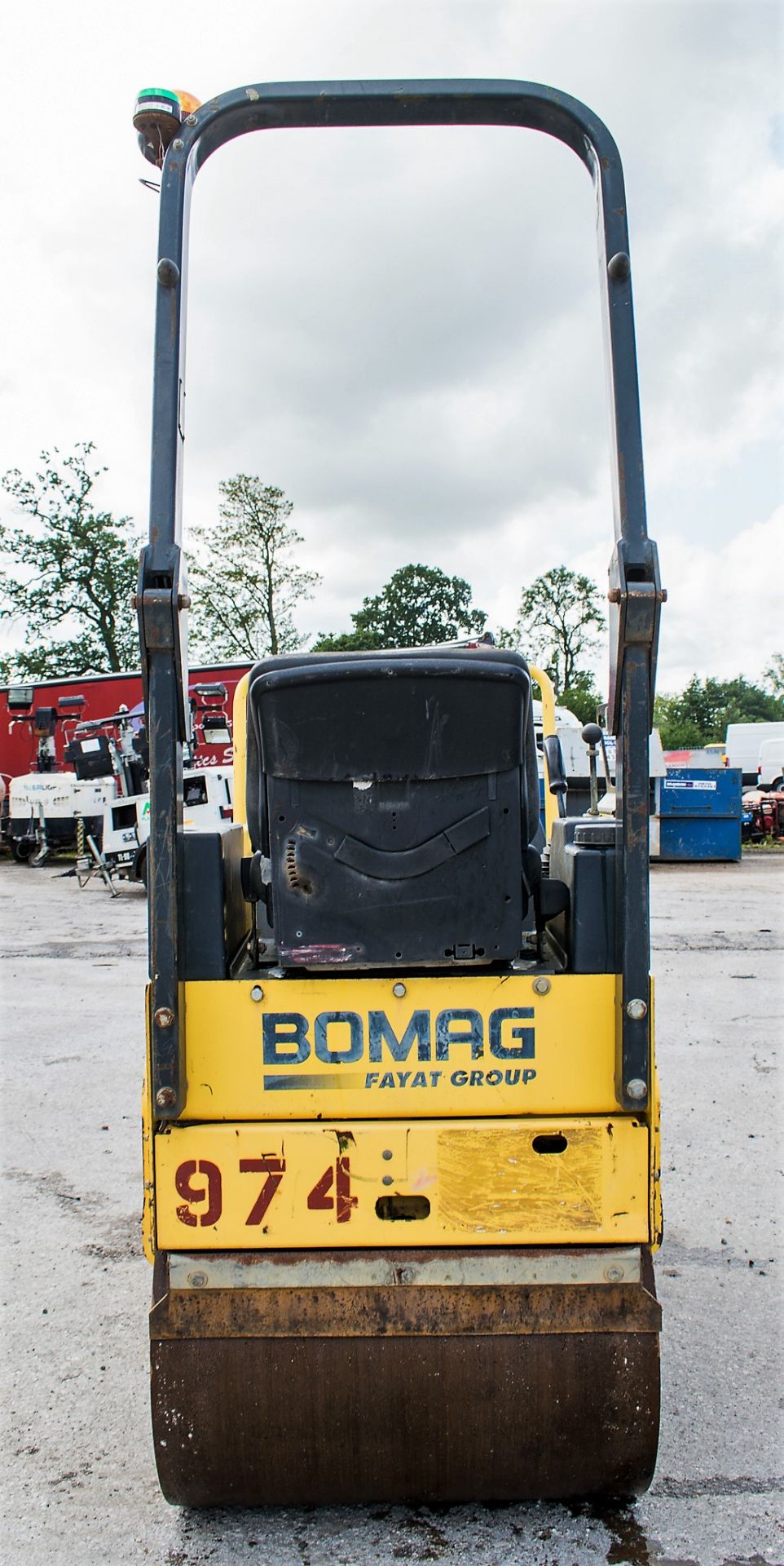 Bomag BW80 ADH-2 double drum ride on roller S/N: 426894 Recorded Hours: 643 974 - Image 6 of 11