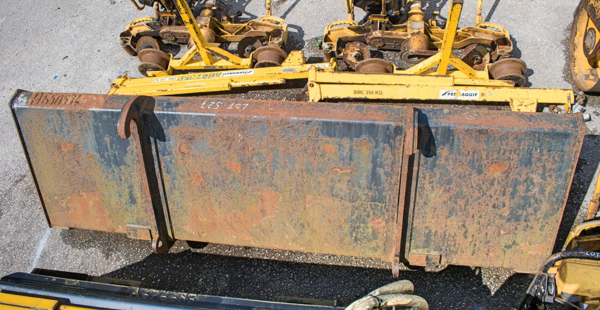 JCB 7 ft telehandler bucket A650534 - Image 2 of 2