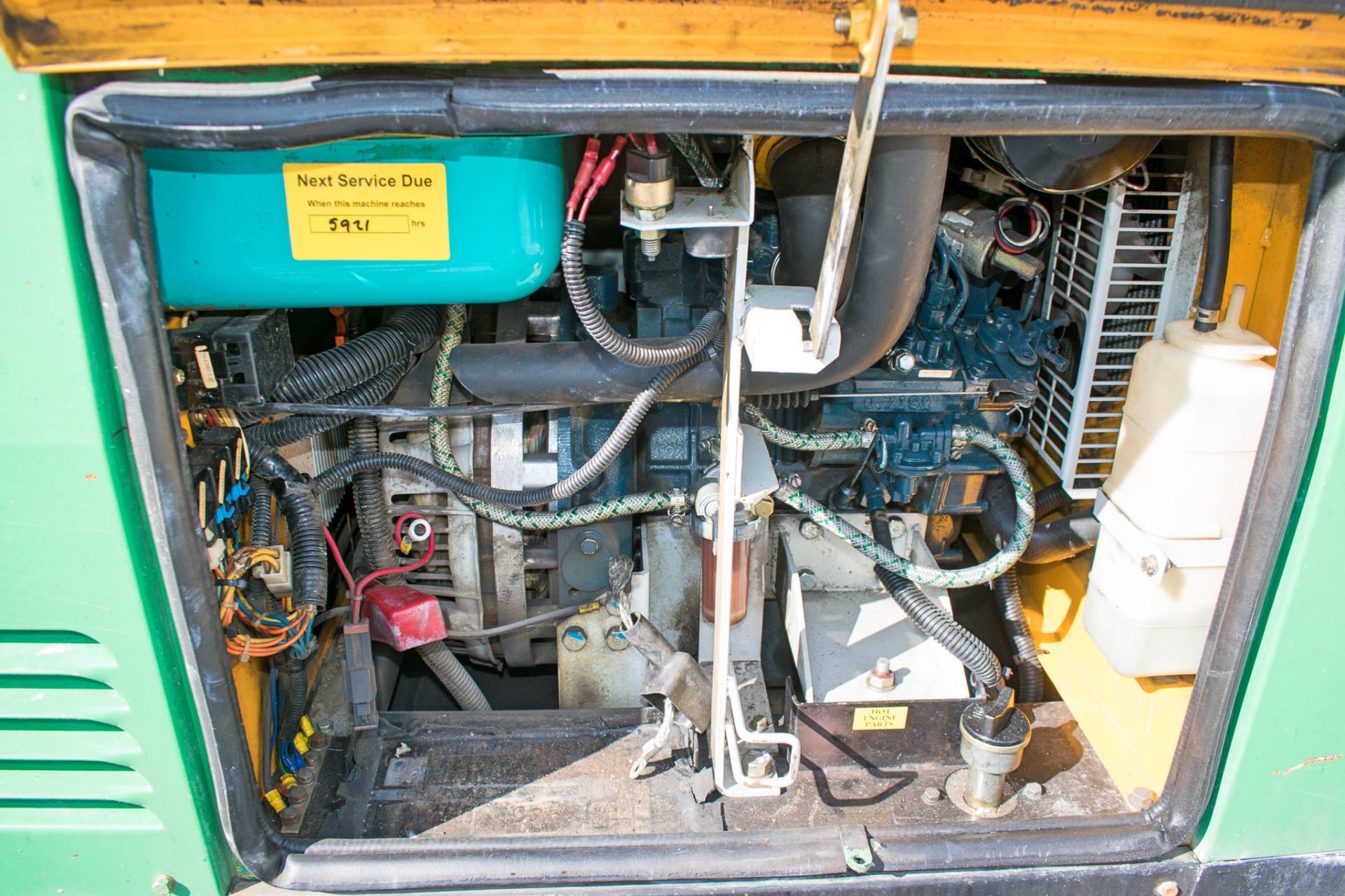 Arcgen Weldmaker 300 AVC diesel driven welder/generator Recorded Hours: 5422 A411699 - Image 3 of 4