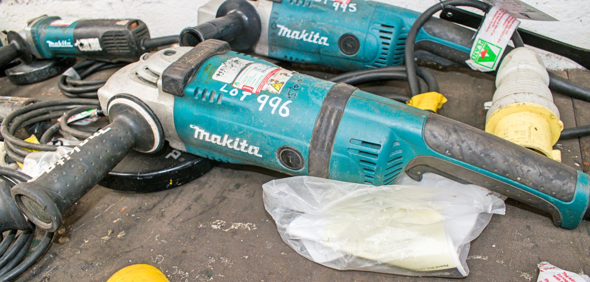 Makita 110v 230mm angle grinder 5009256