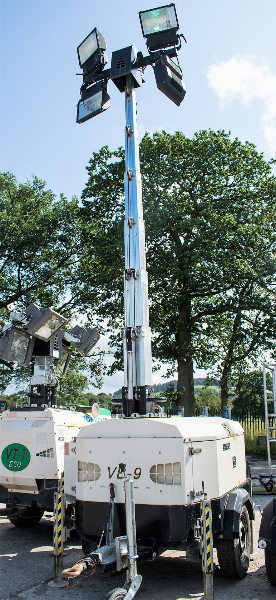 Tower Light VB9 diesel driven mobile lighting tower Year: 2011 S/N: 1103304 Recorded Hours: 181 - Image 3 of 4