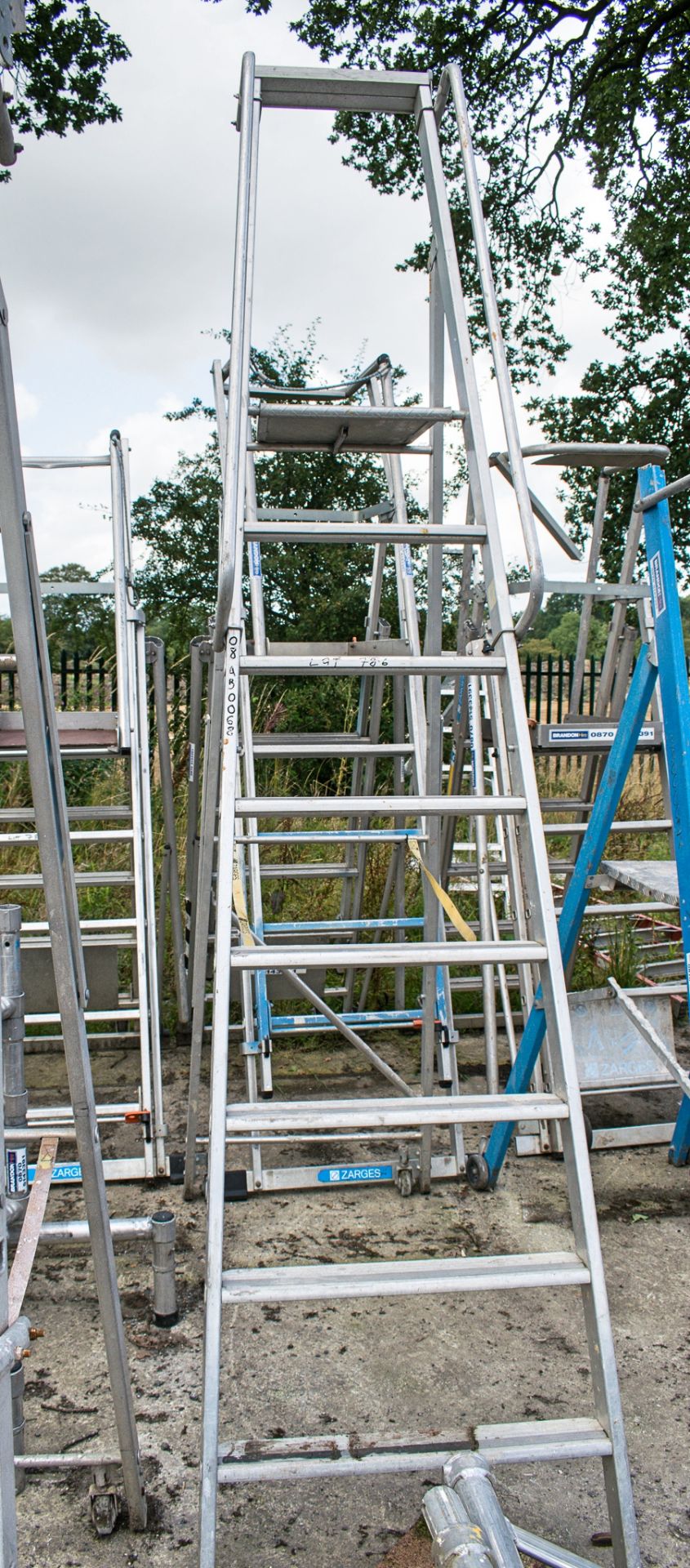 Zarges 8 tread aluminium step ladder