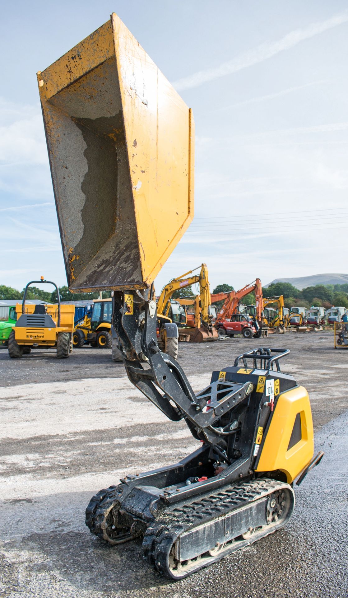 JCB HTD-5 diesel driven walk behind high tip rubber tracked dumper Year: 2016 S/N: 1593593 5111730 - Image 7 of 13