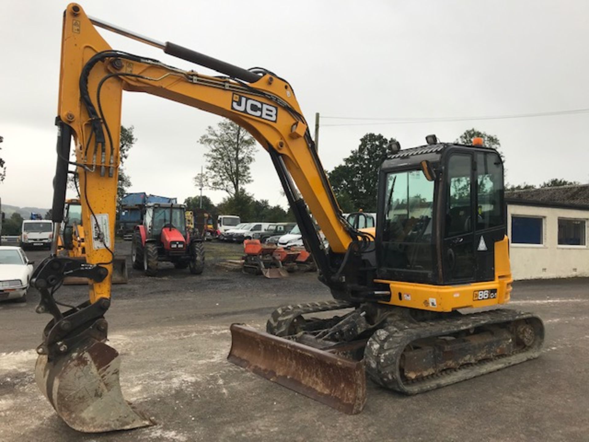 JCB 86C-1 9 tonne rubber tracked midi excavator  Year: 2014 S/N: 02249525 Recorded Hours: 5343