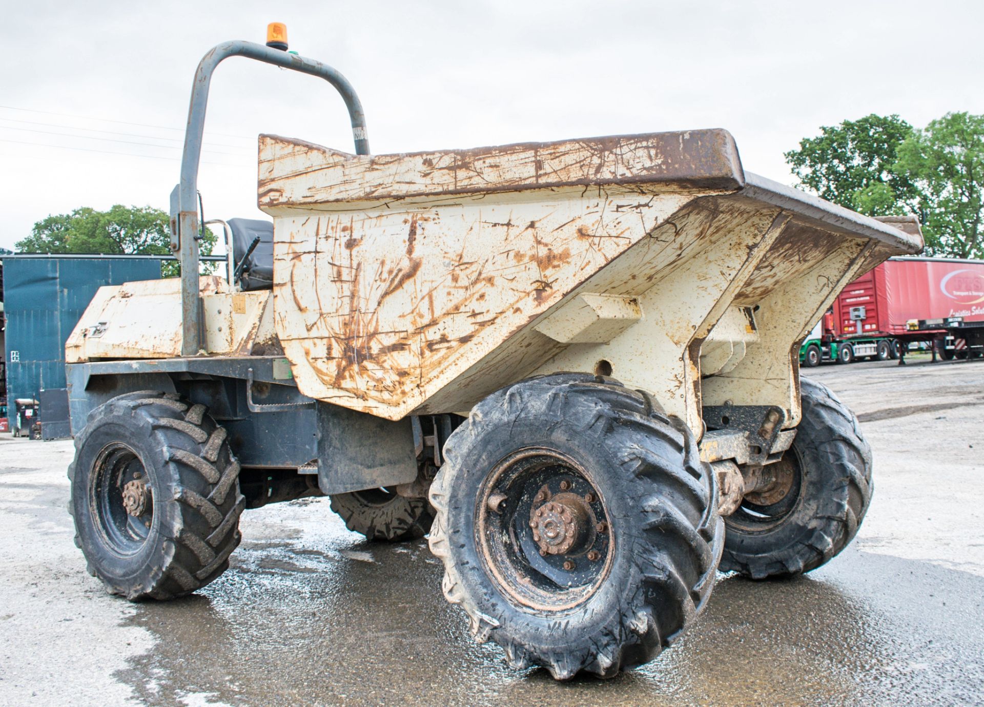 Benford Terex 6 tonne straight skip dumper Year: 2006 S/N: E601FJ103 Recorded Hours: Not - Image 2 of 15