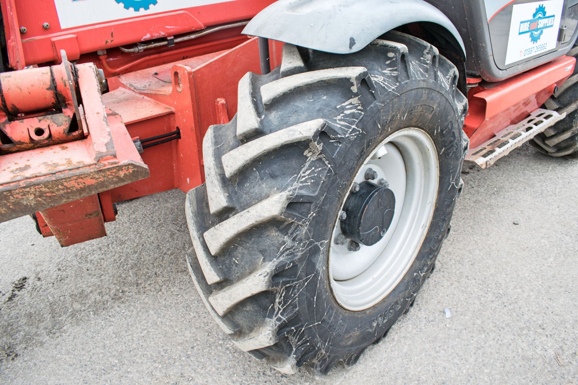 Manitou MT1235 ST 12 metre telescopic handler Year: 2011 S/N: 593550 Recorded Hours: 2568 18422 - Image 8 of 13