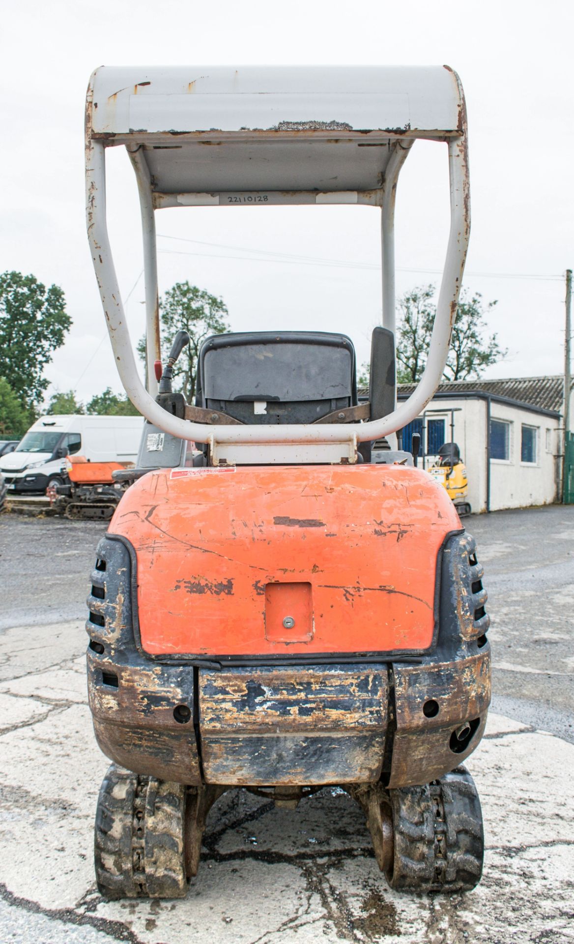 Kubota KX36-2 1.5 tonne rubber tracked mini excavator Year: 2004 S/N: Z059058 Recorded Hours: 3367 - Image 6 of 13