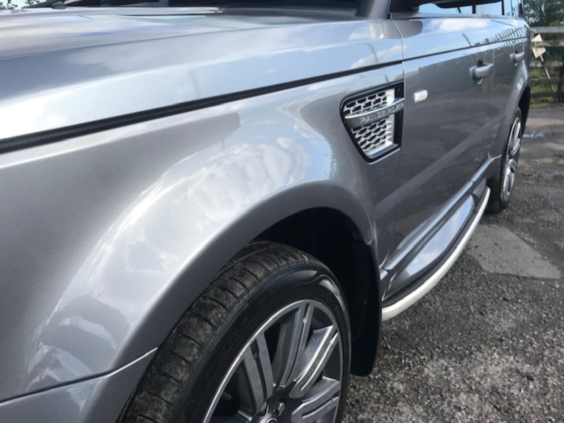 LAND ROVER RANGE ROVER SPORT 5.0 V8 Supercharged Autobiography petrol sport utility vehicle  Reg No: - Image 13 of 27