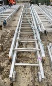 Double stage extending aluminium ladder