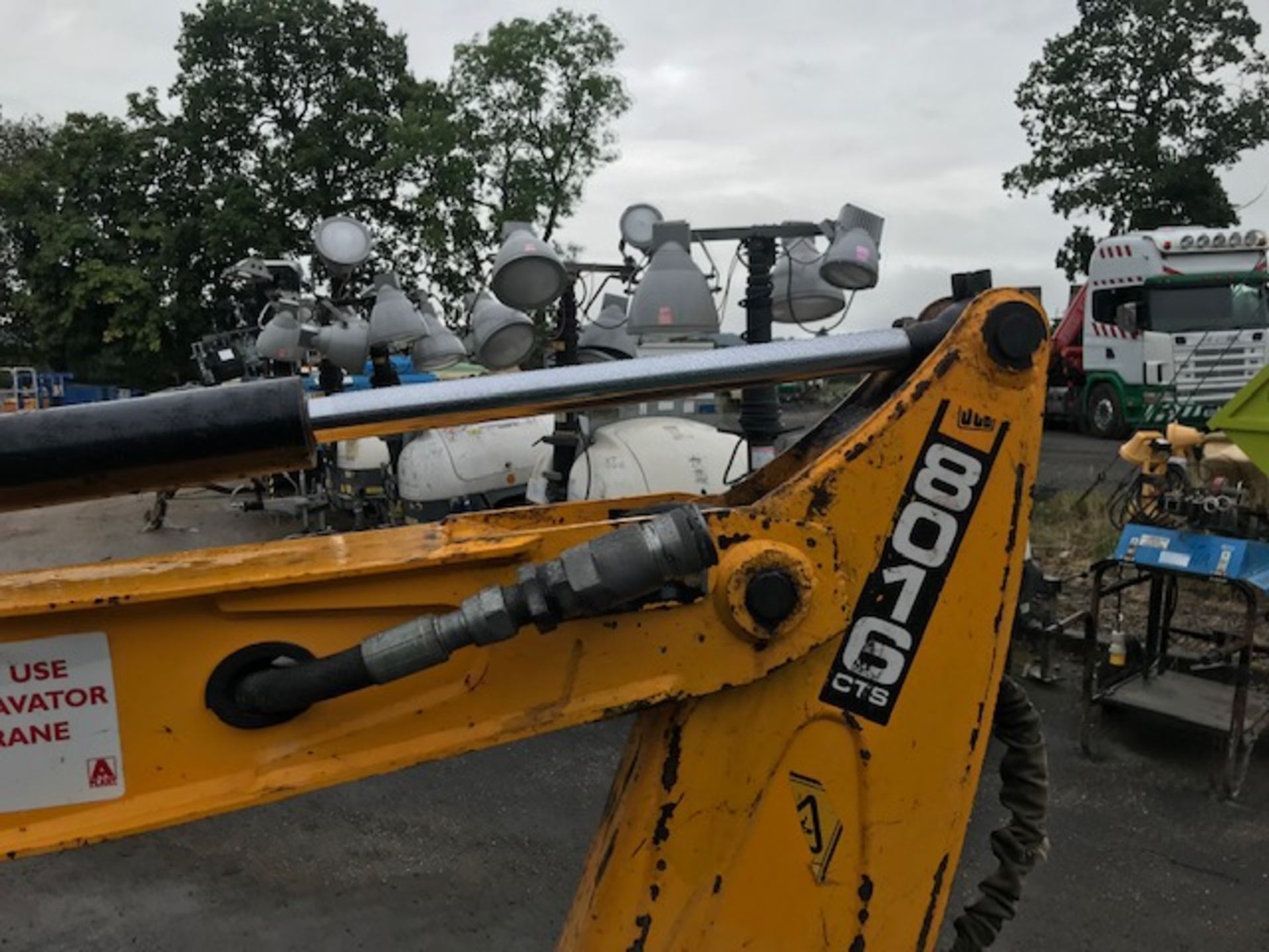 JCB 8016 1.5 tonne rubber tracked mini excavator  Year: 2013 S/N: 2071351 Recorded Hours: 1480 c/w - Image 8 of 18