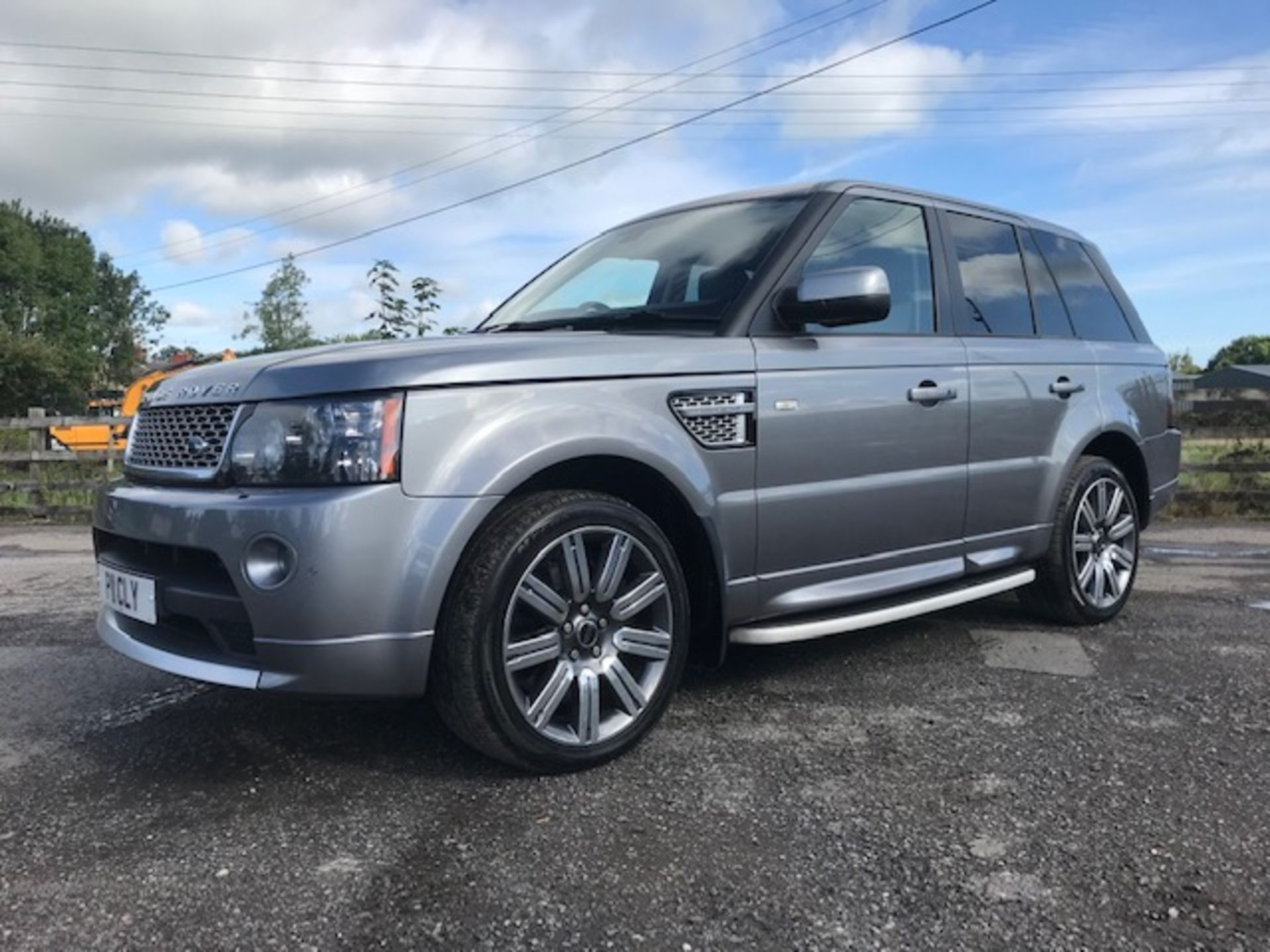 LAND ROVER RANGE ROVER SPORT 5.0 V8 Supercharged Autobiography petrol sport utility vehicle  Reg No: - Image 9 of 27