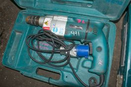 Makita 240v power drill c/w carry case