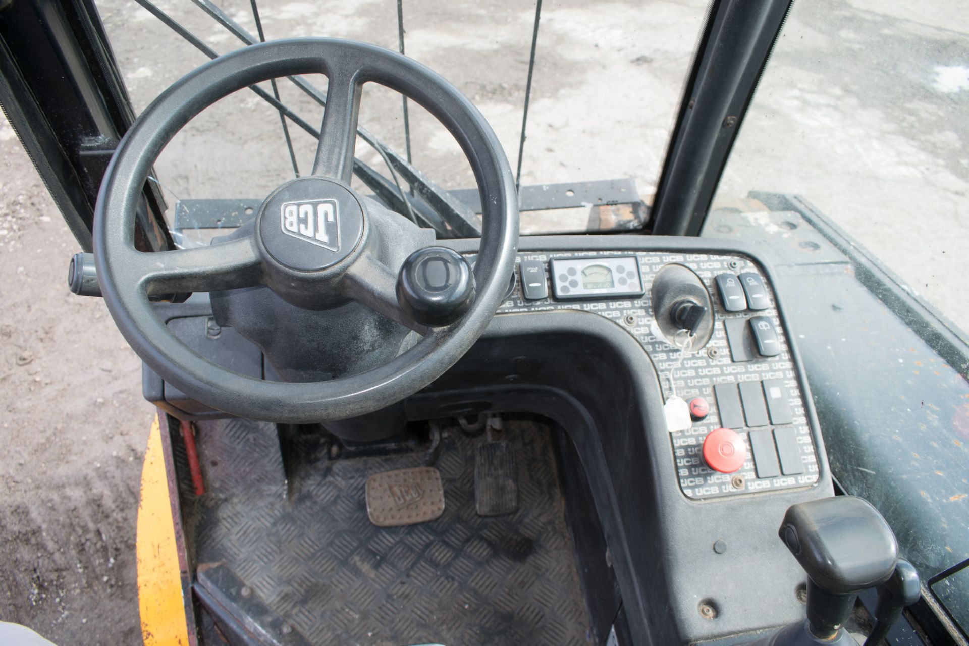 JCB TLT 35D 4wd Teletruck fork lift truck Year: 2014 S/N: 2252900 Recorded hours: 2857 - Image 8 of 8