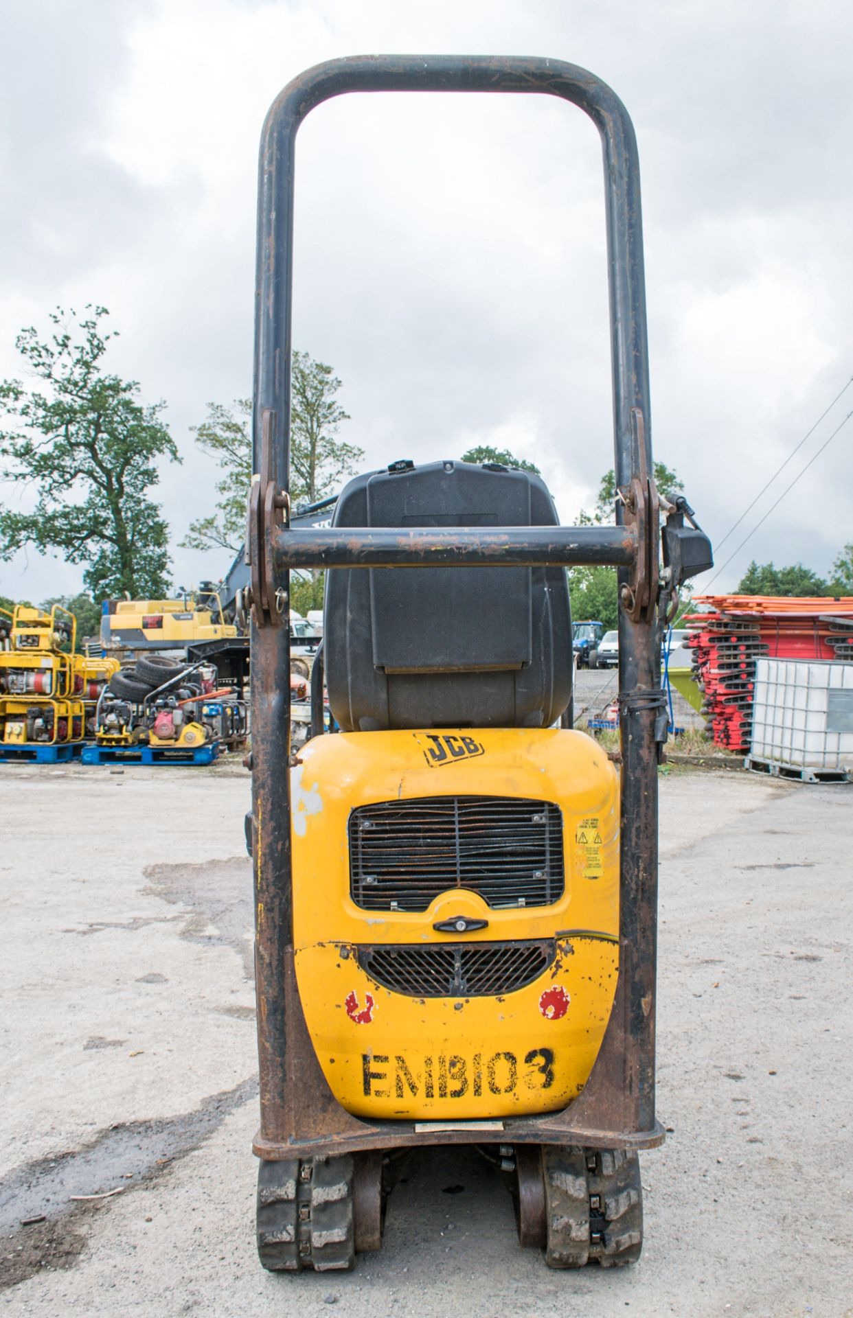 JCB 8008 0.8 tonne rubber tracked micro excavator Year: 2005 S/N: 1148543 Recorded Hours: 2981 blade - Bild 6 aus 12