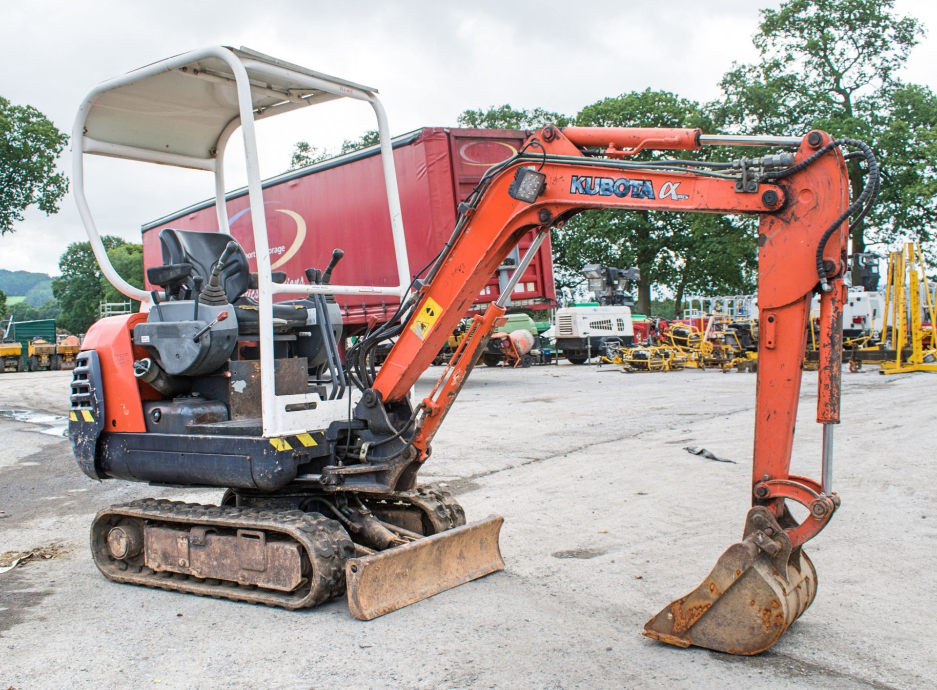 Kubota KX36-2 1.5 tonne rubber tracked excavator Year: 2003 S/N: 7058558 Recorded Hours: 3929 - Bild 2 aus 12