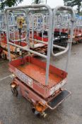 Pop-up battery electric push along scissor lift 08FT0237