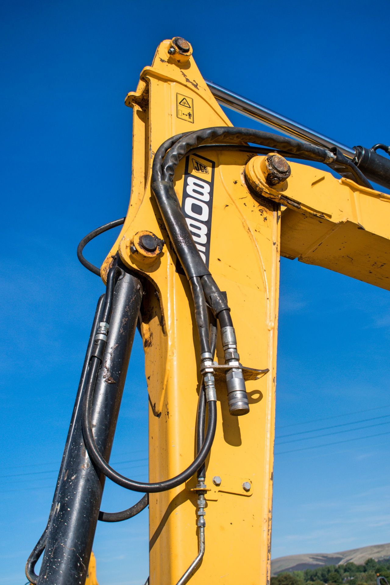 JCB 8085 ZTS 8.5 tonne rubber tracked excavator Year: 2013 S/N: 1073047 Recorded Hours: 95075 (Clock - Image 12 of 19