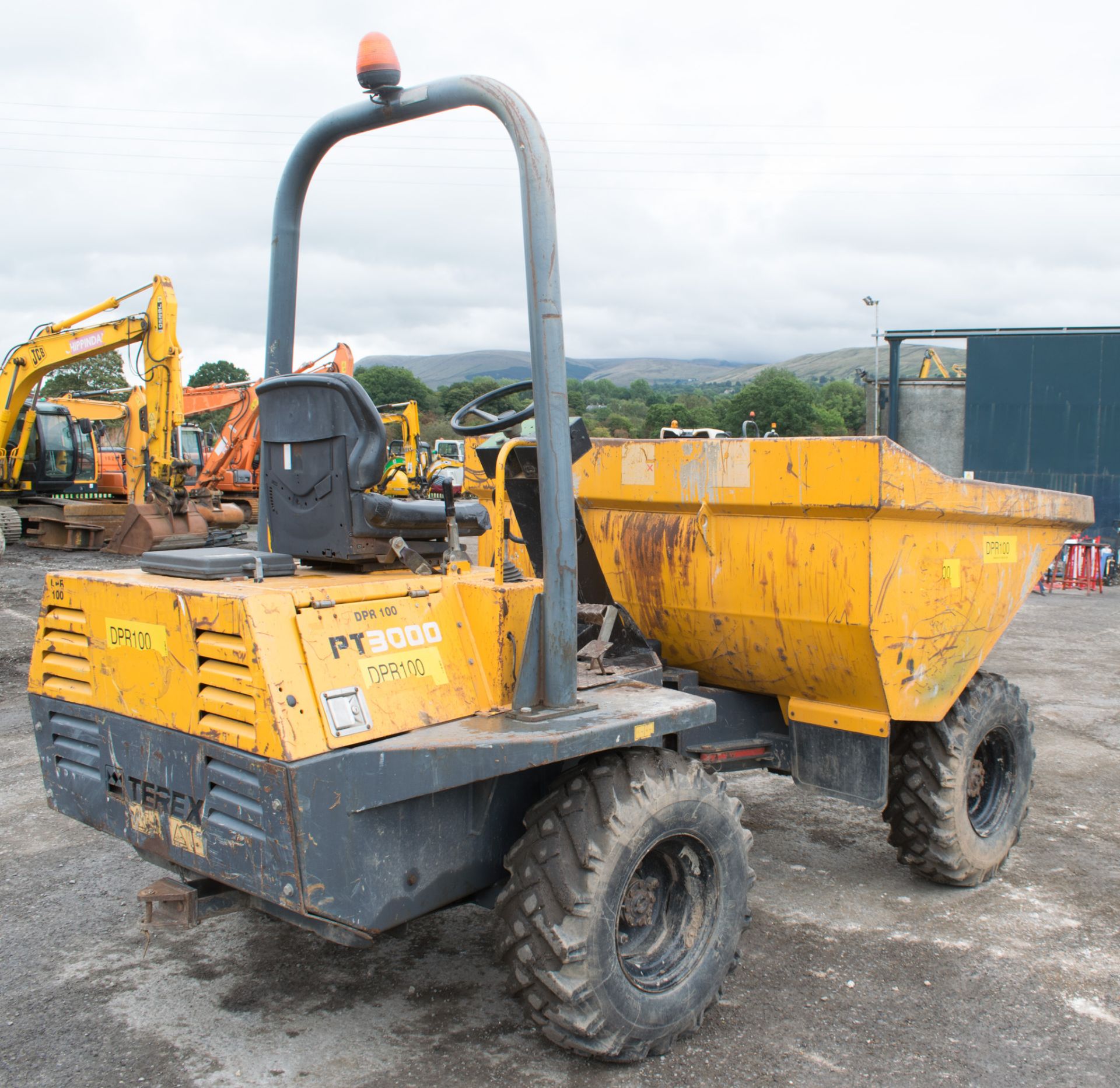 Terex 3 tonne straight skip dumper  Year: 2007 S/N: E703ER074 Recorded Hours:  DPR100 - Image 4 of 13