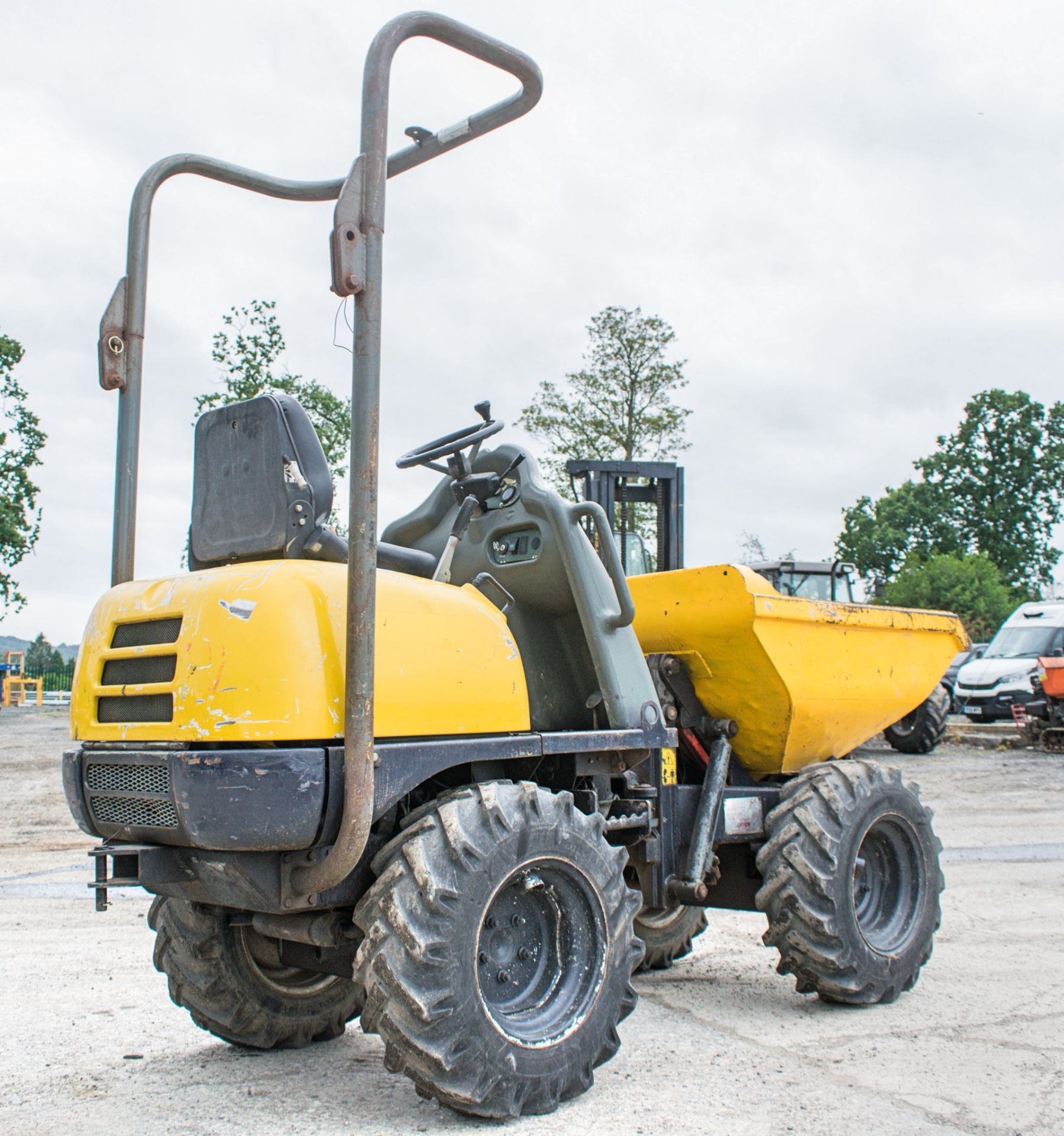 Lifton 850 850kg hi-tip dumper Year: 2003 S/N: 000661 Recorded Hours: 1679 W00DM675 - Image 3 of 14