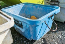 Plastic mortar tub