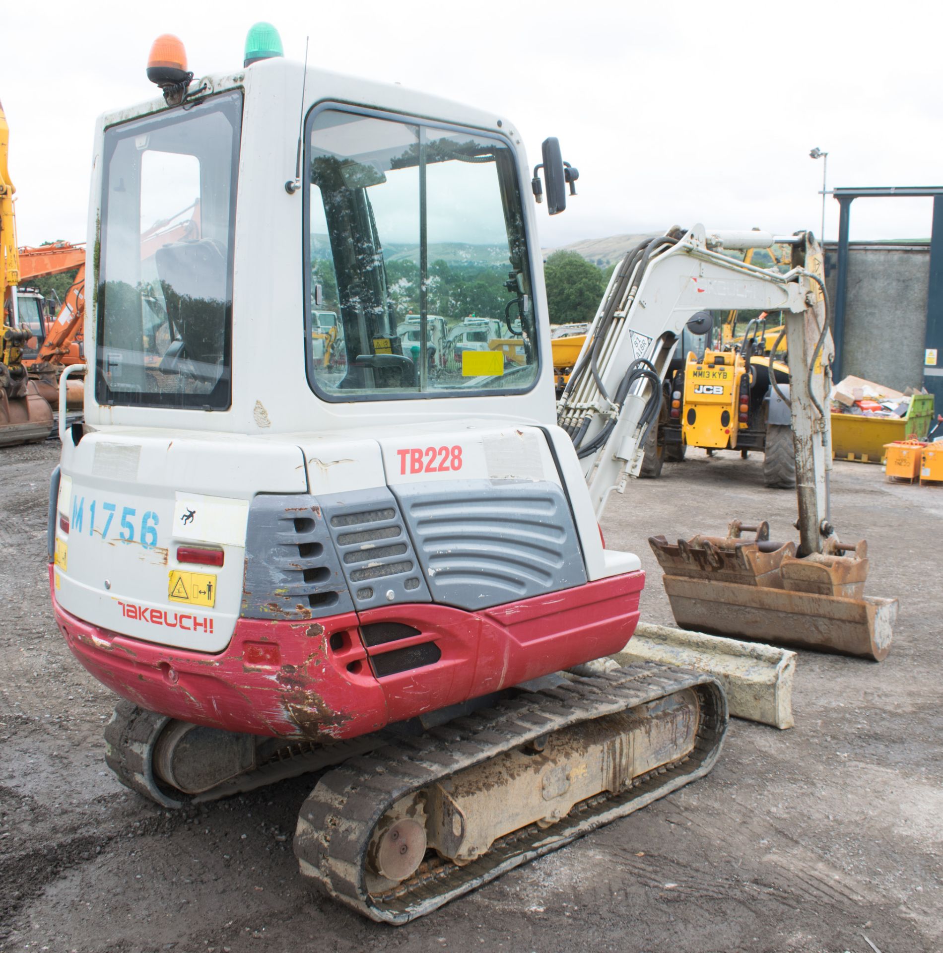 Takeuchi TB 228 2.8 tonne rubber tracked mini excavator  Year: 2014 S/N: 122803281 Recorded Hours: - Image 4 of 14