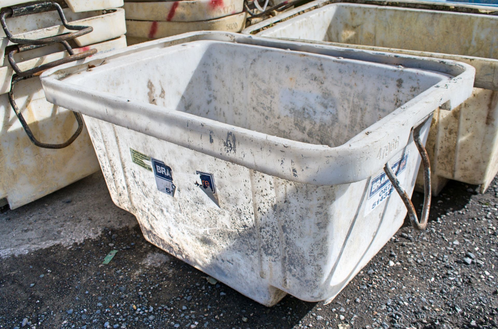 Plastic mortar tub