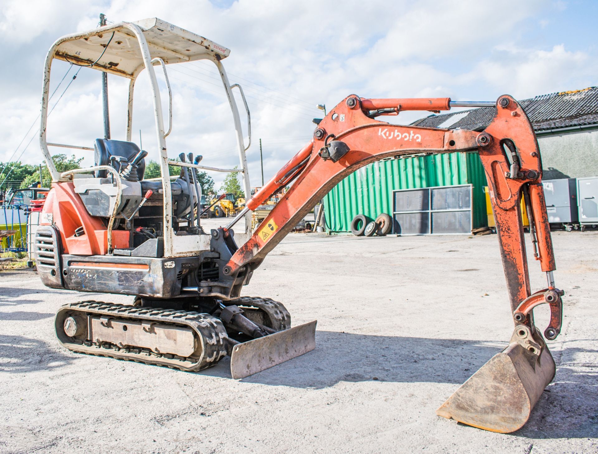 Kubota KX36-3 1.5 tonne rubber tracked excavator Year: 2008 S/N: 2078047 Recorded Hours: 5335 - Image 2 of 12