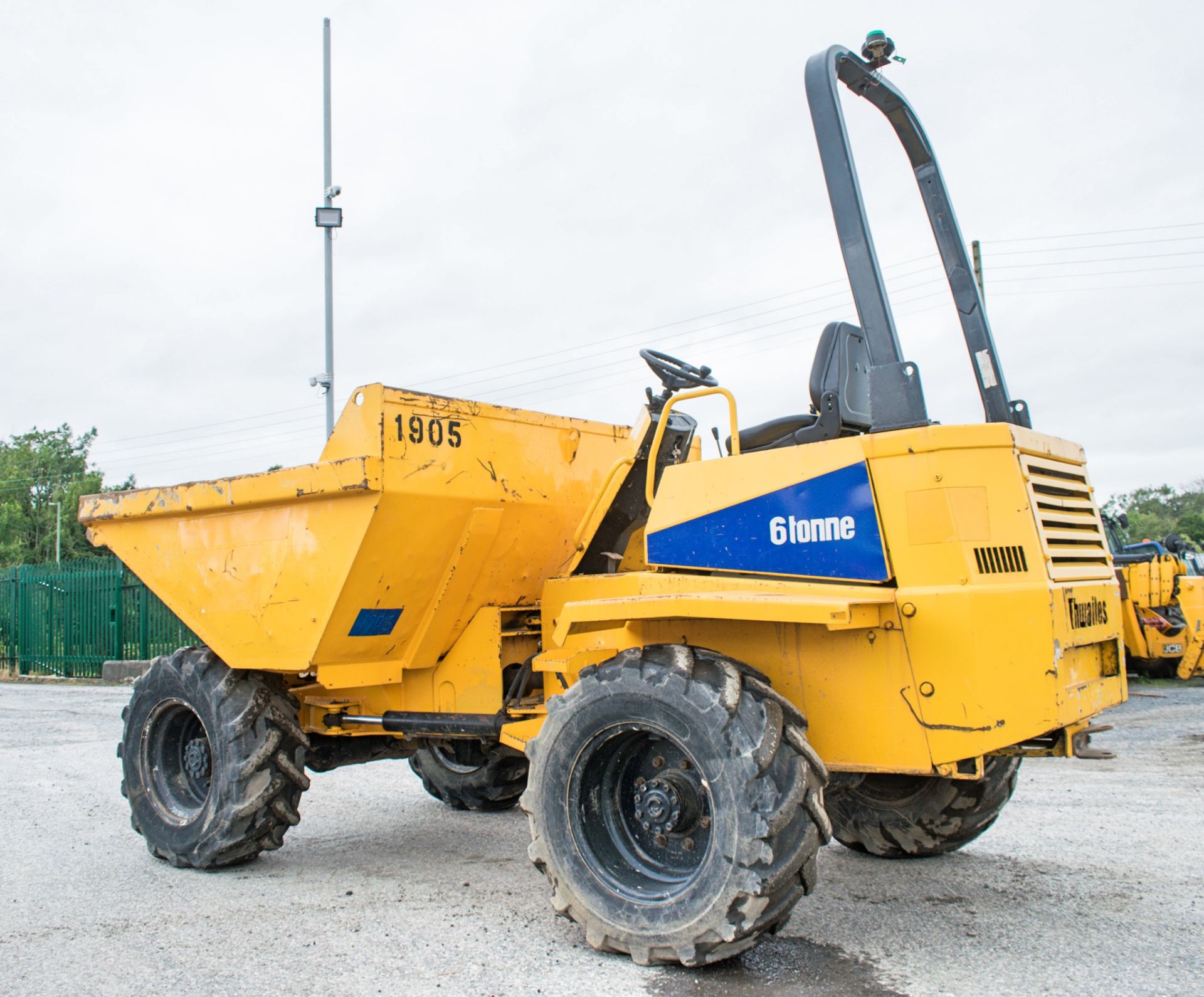 Thwaites 6 tonne straight skip dumper Year: 2005 S/N: 7A7275 Recorded Hours: 3971 1905 - Image 3 of 14